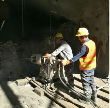 东营水下抗分散灌浆料特点 水下不分散注浆料介绍